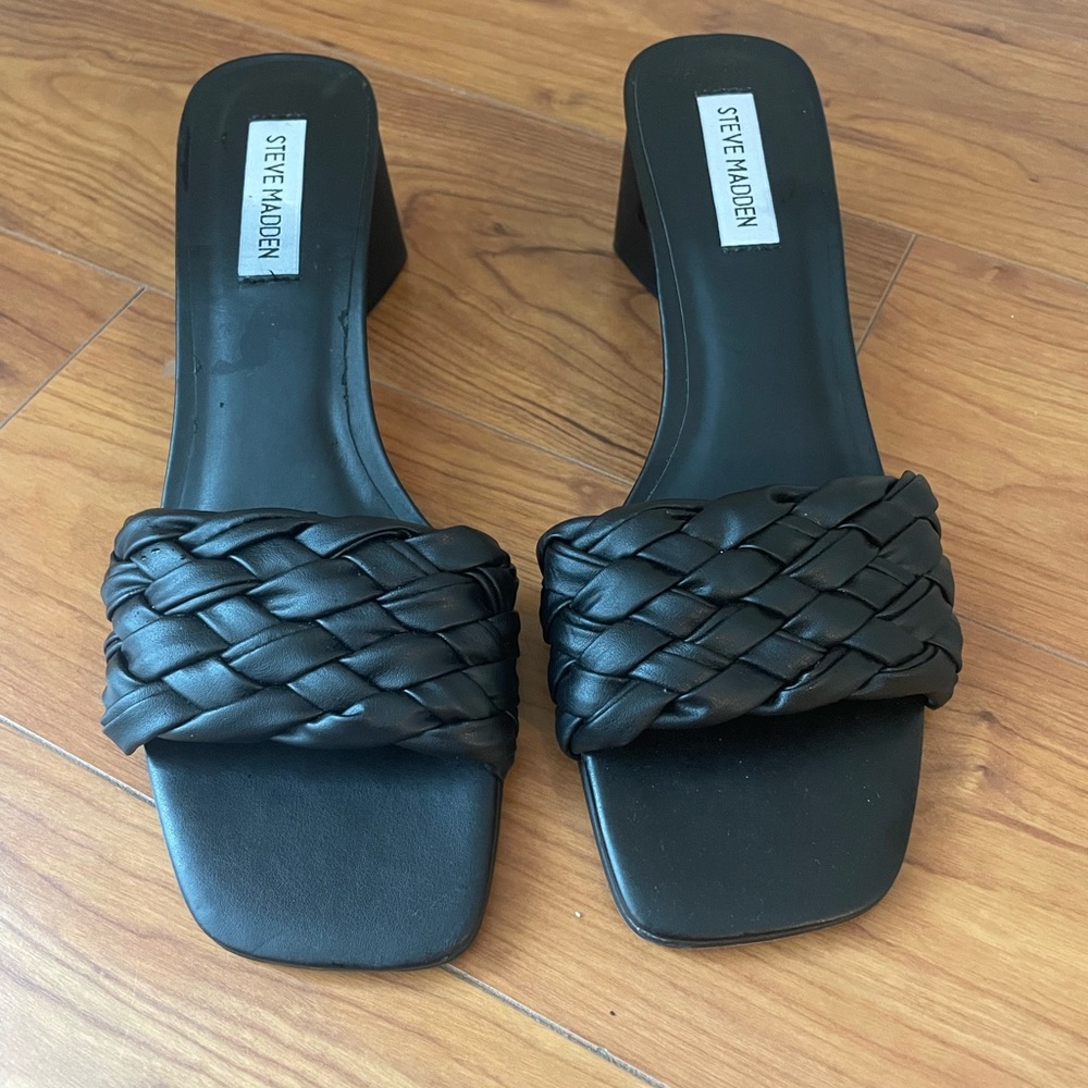 Steve Madden block heel sandal